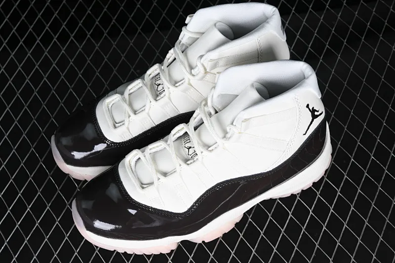 All categories Air Jordan Jordan series basketball shoes Air Jordan 11 Air Jordan 11 "Neapolitan" AJ11 Joe 11 brown and white pink Kangkou AR0715-101